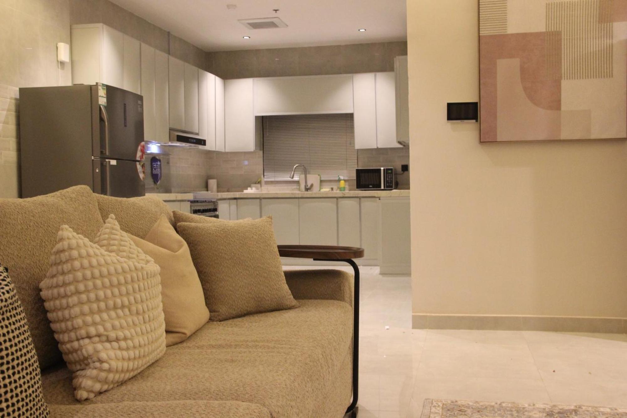 رايا 03 المونسية Apartment Riyadh